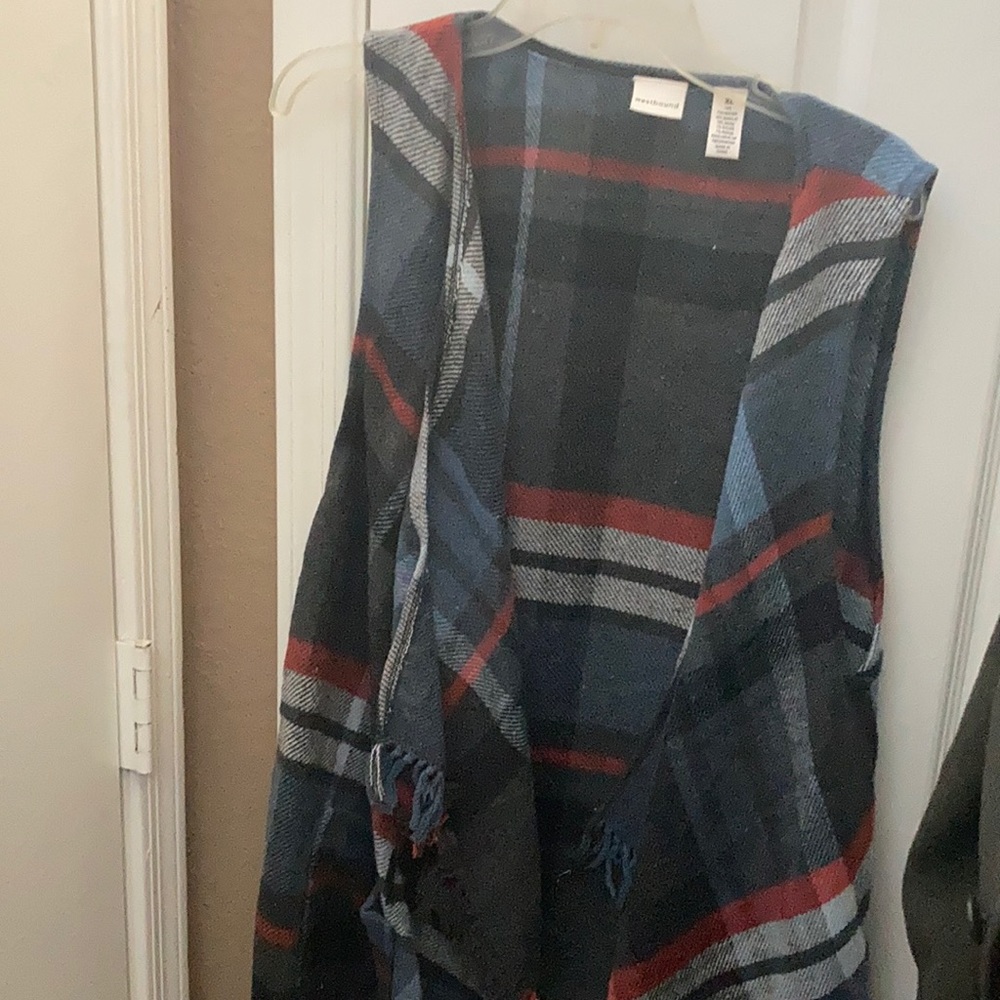 FINAL MARKDOWN Westbound blanket style vest xl